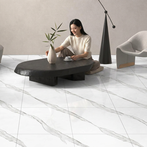 Azulejos de Porcelana Brillante Vistaar Crystal Gold de 10 mm de Grosor, 24x24 Pulgadas, Patrón de Mármol Natural, Antideslizantes, Premium, para Pisos y Paredes Interiores - Product Image 2