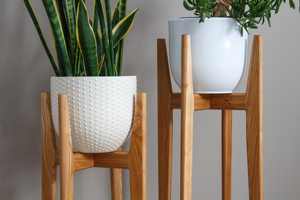 Support pour plantes en bois de frêne avec surface polie lisse, structure robuste et design peu encombrant, parfait pour la décoration des plantes à la maison et au bureau - Product Image 3