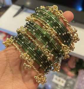 Nueva Edición: Brazaletes Kashmiri de Diseño Elegante, Hechos en Fábrica, Joyería Tradicional Kashmiri para Mujer, con Pequeñas Variaciones - Product Image 2