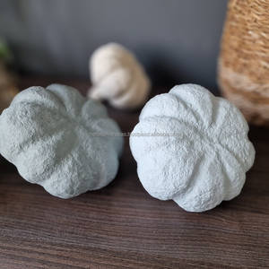 กระดาษฟักทองฮาโลวีนดั้งเดิมแบบทันสมัยทาสีด้วยมือของตกแต่งฤดูใบไม้ร่วงสำหรับโต๊ะทางเข้างานฝีมือฮาโลวีน - Product Image 2