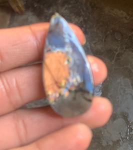 Pendentif en argent tibétain avec labradorite naturelle, forme d'ailes, style chrétien vintage, tendance pour femmes - Product Image 5