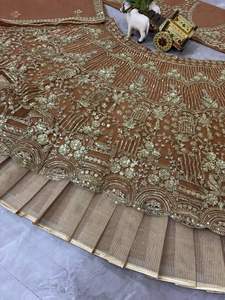 Elegante Lehenga Choli de Red Suave de Calidad Premium, Estilo Indio-Pakistaní con Lentejuelas y Trabajo de Codificación, con Cancan y Patta de Lona, Largo hasta el Suelo, para Verano - Product Image 5