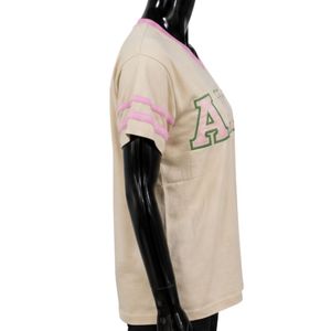 เสื้อยืดคอวีลายทางสีชมพูเบจ แขนสั้น พิมพ์ลายตัวอักษร สไตล์ลำลอง แฟชั่นสตรีทแวร์ เสื้อผ้าผู้หญิง ขายส่ง - Product Image 3