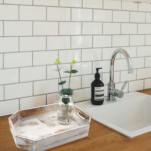 Plateau de service en bois de pin fait à la main blanc rustique lot de 2 plateaux de service en bois durable avec poignées pour table à manger - Product Image 4