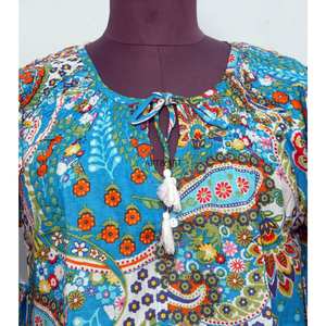 Superbe Tunique de Plage pour Femme en Coton Imprimé Floral, Col Rond, avec Cordons et Pompons, Manches Mi-Longues, Style Chemise Décontractée - Product Image 3