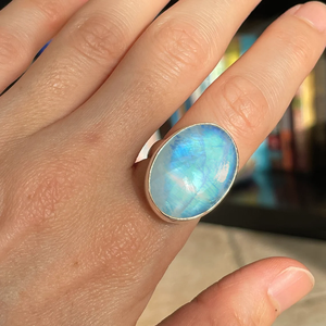 Bague Cabochon Pierre de Lune de Feu en Argent Sterling 925, Bijou Artisanal de Caractère - Product Image 2