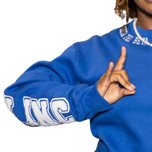 Sudadera Azul Chenille de la Hermandad Zeta Phi Beta para Mujer, Diseño con Letras Griegas en la Espalda, Talla Real, Sudadera Cómoda para Hermanas - Product Image 6