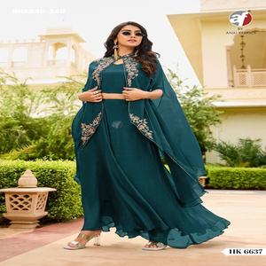 Conjunto Indo-Occidental de Chinon Chiffon con Bordados Elaborados, Elegante y de Colores Deslumbrantes para Festivales, Compra en Línea en India - Product Image 1