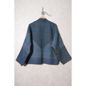 Veste Kantha vintage bohème pour femmes, veste d'hiver en coton indien faite à la main, veste ethnique en patchwork - Product Image 5