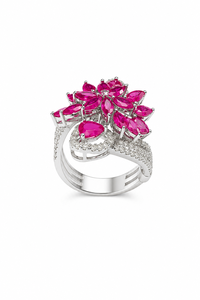 Anillo de Lujo con Rubí y Diamantes en Plata de Ley 925 con Baño de Rodio para Compromiso y Boda - Product Image 3