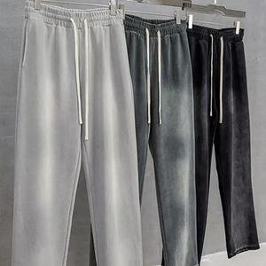 Pantalones de hombre lavados, pantalones deportivos vintage con lavado ácido y estampado de diamantes de imitación, pantalones jogger descoloridos por el sol. - Product Image 2