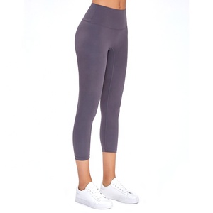 Nouveau design Leggings de yoga Capri 3/4 pour femme, effet galbant fessier, doux comme du beurre, pour le sport et la gym - Product Image 2