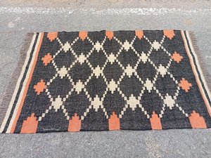 Tapis géométrique Kilim fait main tufté rectangulaire en laine tissée plate avec envers en latex réversible pour salon, écologique, à poils moyens - Product Image 3