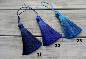 Pompon Mala en Soie de Haute Qualité 8cm, 25 Couleurs, Fixation par Boucle, Pompons Mala Personnalisés en Fil, Franges à Usage Personnalisé - Product Image 6