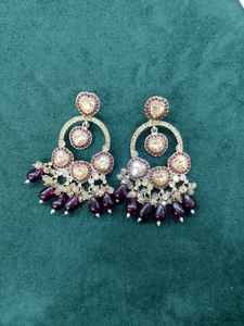 DHANLAXMI Boucles d'oreilles pendantes ethniques plaquées or avec zircon pour femme, idéales pour mariage, vente en gros - Product Image 2