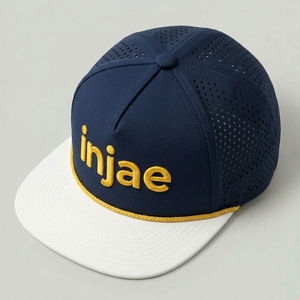 หมวกแก๊ปแบบ Snapback 5 ชิ้นส่วน แบบกำหนดเอง  ตัดด้วยเลเซอร์  ปีกแบน  ปักแบบเรียบ  รับผลิตแบบ OEM ODM  ขั้นต่ำในการสั่งซื้อน้อย - Product Image 2