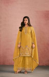 Vestido Plazzo Premium Cosmos Simar de Seda para Mujer con Bordado Pesado y Trabajo de Lentejuelas, Traje Salwar Étnico Tradicional - Product Image 2