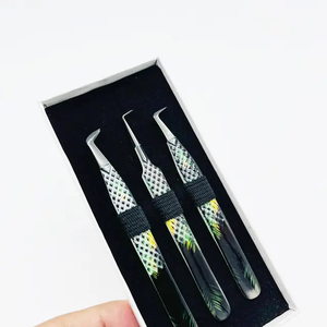 Pinzas para Pestañas de Acero Inoxidable con Logotipo Personalizado, con Agarre Nano, Antiestáticas y Duraderas para Salones de Belleza - Product Image 4