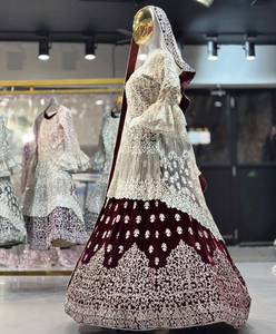 Ensemble Lehenga Choli en velours brodé pour femme, avec dupatta perlé et à sequins, tenue de mariage traditionnelle longue pour l'Inde et le Pakistan - Product Image 3