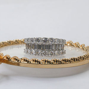 Anillo de Boda Clásico de Plata de Ley 925 con Moissanita de Corte Baguette y Corte Brillante, Media Eternidad, 3 Filas, 4.40 TCW, Multicolor - Product Image 5