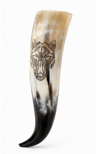 Taza para Beber Hecha a Mano de Cuerno de Búfalo Natural con Patrón de Lobo Grabado, Copa de Cuerno Curvada, Regalo Rústico Medieval para Bar - Product Image 4