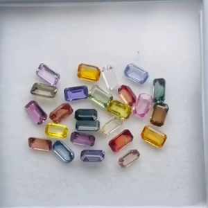 Saphir naturel multicolore, taille émeraude, 8,47 carats, qualité AAA, avec lueur et belle variété de couleurs, parfait pour la création de bijoux. - Product Image 4