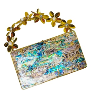Pochette de soirée en laiton MOP à bas prix par LUXURY CRAFTS - Product Image 1