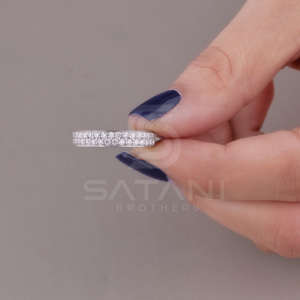 Anillo de Eternidad de Doble Hilera de Moissanita D VVS, Anillo de Boda Apilable Diseñado para un Brillo Eterno, Elegancia Diaria y Estilo Moderno - Product Image 2