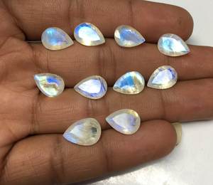 Pierre de lune arc-en-ciel naturelle, forme poire, facettée, à dos pointu, gemme calibrée pour bijoux, pierre précieuse en vrac - Product Image 4