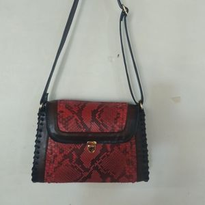 Sac bandoulière en cuir matelassé bleu, similaire au nouveau sac à main de luxe tendance - Product Image 4