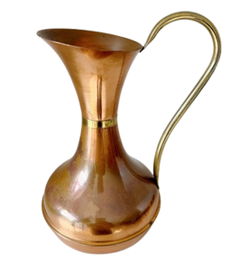 Jarra de Agua de Metal con Diseño Único, Hecha a Mano, con Acabado de Cobre, para Vino, Jugo, Leche, Jarra Resistente - Product Image 1