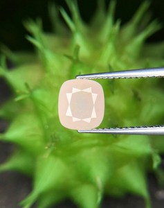 Pierre précieuse naturelle rare de Smithsonite rose, de haute qualité, pierre brute, spécimen minéral pour collectionneur, pour la fabrication de bijoux - Product Image 1