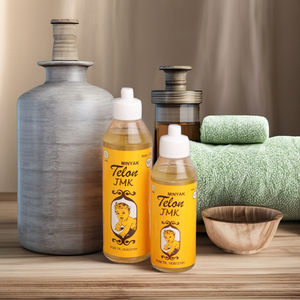 Huile pour bébé traditionnelle JMK 100 ml, mélange doux d'huiles de fenouil, de noix de coco et de cajuput, huile essentielle composée, soin du corps, massage, bain, pur - Product Image 3