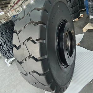 Neumático de caucho sólido 11.00-20 con llanta para remolque, montacargas y manipulador de contenedores - Product Image 2