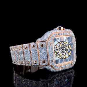 Reloj de Lujo Personalizado con Diamantes de Moissanita en Oro Rosa, Caja Cuadrada de Acero Inoxidable con Bisel de Diamantes, Bisel de Cristal de 46 mm - Product Image 3
