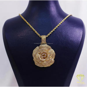 Pendentif Fleur de Rose Moissanite Sertie de Diamants en Argent Sterling 925 Plaqué Or Jaune, Collier Hip Hop, Bijoux - Product Image 2