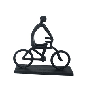 Producto de moda para ciclistas recién añadido a la decoración del hogar: Figura de arte hecha a mano para decoración de mesa en la sala de estar. - Product Image 1