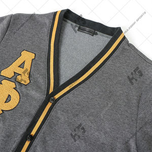 Cardigan Décontracté Géométrique Personnalisé 06 avec Logo Brodé sur le Devant, Mélange de Laine Mérinos Extrafine à 30%, Anti-Boulochage pour Femme - Product Image 6