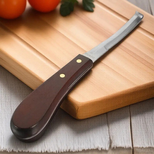 Cortauñas compacto con cuchillas de acero inoxidable, mango de madera, junta reforzada, agarre fuerte, cuchillo para reparar pezuñas, suministros para el cuidado de caballos - Product Image 5