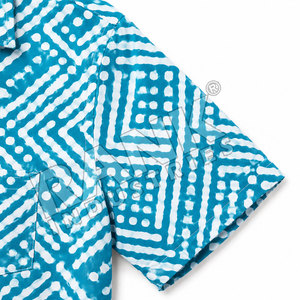 Chemises de plage pour hommes en polyester et élasthanne, imprimées, fabriquées au Pakistan. - Product Image 4