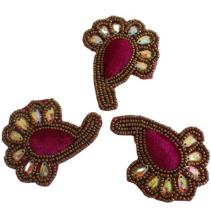 Parche con Motivos de Cuentas Indias para Decoración de Trajes Salwar, Parche de Lujo con Cuentas Zari para Trajes Indios, Bordado a Mano y Adorno con Cuentas - Product Image 1