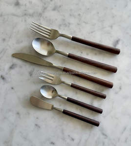 Juego de cubiertos de comida de acero inoxidable Matel pulido con espejo Cuchillos Tenedores Cucharas Acero espejado - Product Image 3