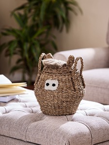 <b>Woven</b> seagrass <b>basket</b> in the shape of a pig Handmade Storage <b>Basket</b> Wholesale eco-friendly Made in Viet Nam - Product Image 3