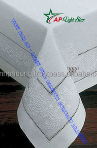 Mantel bordado elegante y lujoso Artesanía de punto de cruz y costura fresca Nuevo - Product Image 6