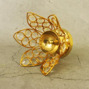 Lámpara Diya de latón y cristal Kamal Deepam con diseño de pétalos de diamante, hecha a mano, lámpara de aceite tradicional para Pooja, para el templo del hogar. - Product Image 5