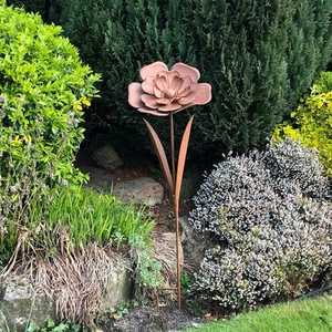 Rustic Metal Heart Garden Stakes Outdoor Decor Simple Style Galvanized Steel Plant Supports - Product Image 6