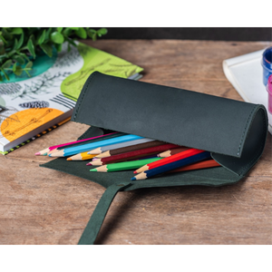 Estuche para Lápices de Cuero Genuino Personalizado, Portaplumas Hecho a Mano, Organizador de Lápices con Cierre de Botón y Correa, Al-Amir Hecho a Mano - Product Image 4