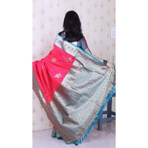 Sari de Seda Suave Rosa de la Marca Elite Weaves, Tejido con Hilo Banarasi y Diseño de Pavo Real, Vestidos Elegantes de Cóctel, 650 g - Product Image 4