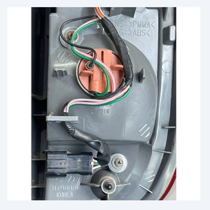 Pièces automobiles d'occasion compatibles avec Hyundai LH, feu arrière gauche, ensemble de feux arrière, pièces automobiles coréennes. - Product Image 2