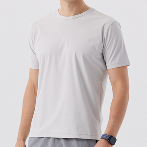 เสื้อยืดทรงสปอร์ตผ้าคอตตอน 220gsm สำหรับผู้ชาย แบบใหม่ สามารถปรับแต่งได้ พิมพ์ลายสกรีนตามสั่ง ดีไซน์หนาพิเศษ พิมพ์โลโก้ด้วยเทคนิค DTG - Product Image 3